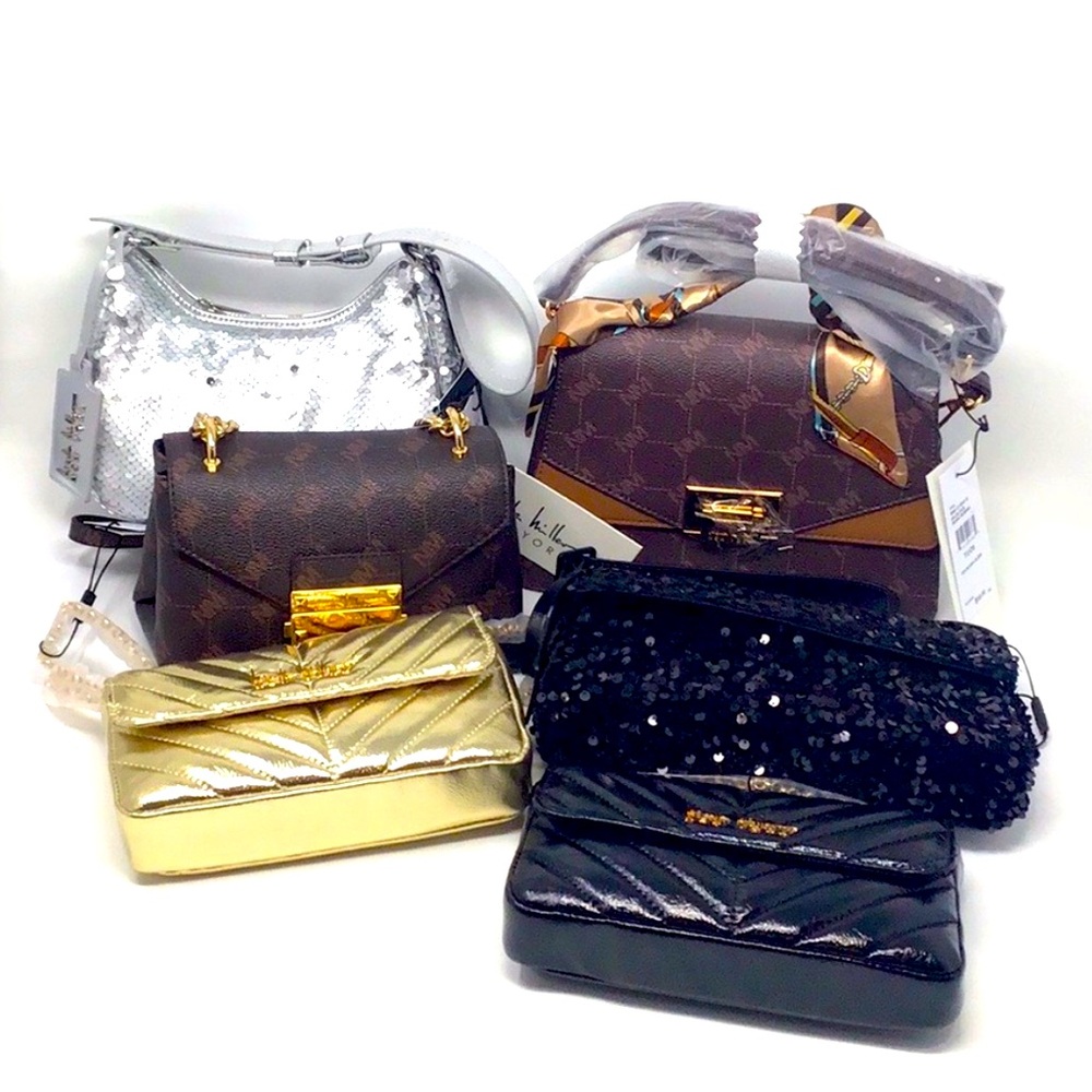 #1 - 20 NWT Nicole Miller Plus Random Pull Cosmetics